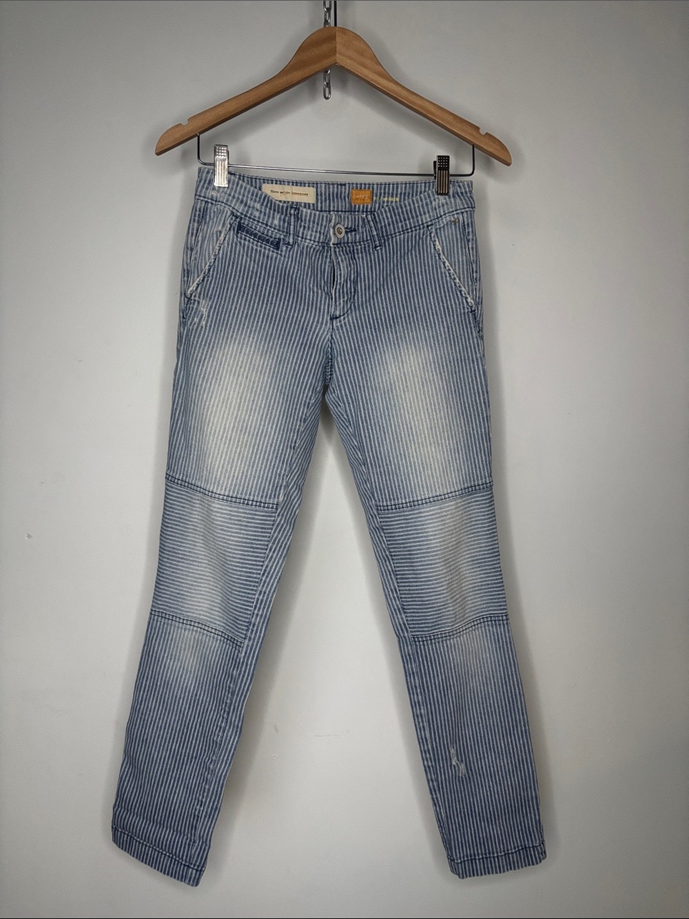 Pilcro and the Letterpress Railroad Drop Waist Skinny Jeans Size 25